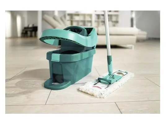 Leifheit Pulizia - Set Mocio E Secchio Profi Con Strizzatura A Pedale E Rotelle 55096 4 Leifheit Pulizia - Set Mocio E Secchio Profi Con Strizzatura A Pedale E Rotelle 55096 - immagine 2