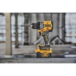 DeWALT Utensili - Trapano Avvitatore AKU 18V, 2x Batterie 5,0 Ah XR DCD800P2T -Filtraggio negozio 248c23938cc69d6d8ddf8184