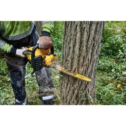 DeWALT Utensili - Motosega AKU 54V 45 Cm, 1 X Batteria 9,0 Ah FLEXVOLT DCMCS574X1 10 DeWALT Utensili - Motosega AKU 54V 45 Cm, 1 X Batteria 9,0 Ah FLEXVOLT DCMCS574X1 -Filtraggio negozio 30bf99116808cd5256906fa5