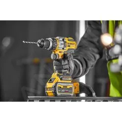 DeWALT Utensili - Avvitatore A Percussione AKU 18V FLEXVOLT ADVANTAGE DCD999NT -Filtraggio negozio 9cc3c742f9e122a47ce71888