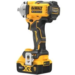 DeWALT Utensili - Avvitatore A Impulsi AKU 18V 813 Nm, 2 X Batterie 5,0 Ah XR DCF892P2T -Filtraggio negozio a41aac71ca0f4981e8816633