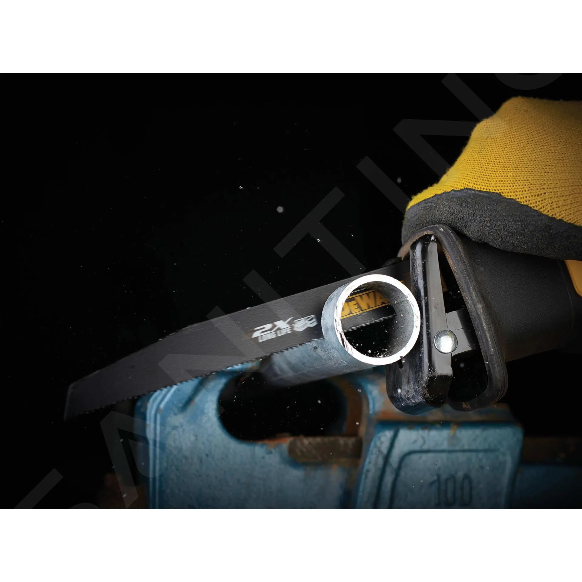 DeWALT Accessori - Lame EXTREME Per Metallo, 395 Mm, 5 Pz. DT2408L 5 DeWALT Accessori - Lame EXTREME Per Metallo, 395 Mm, 5 Pz. DT2408L - immagine 3