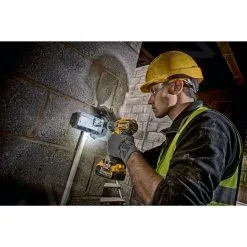 DeWALT Utensili - Avvitatore A Percussione AKU 18V, 2x Batterie 5,0 Ah XR DCD796P2 -Filtraggio negozio e8afaf546951db820e3b4014